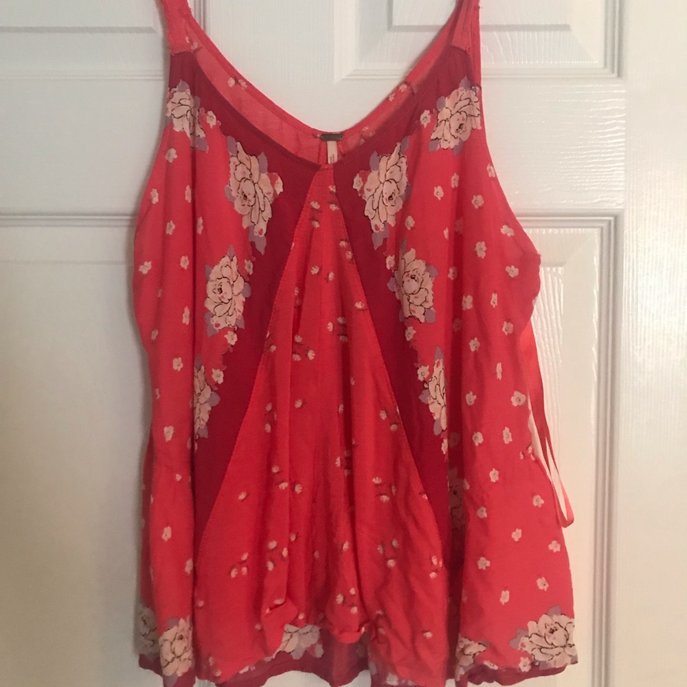 Free People M red floral tank (rare)